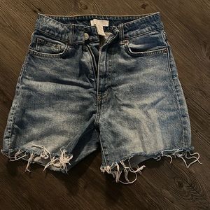 High rise bf shorts size 4 from H&M